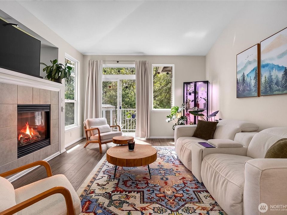 1st image of 12712 Admiralty Way #B301