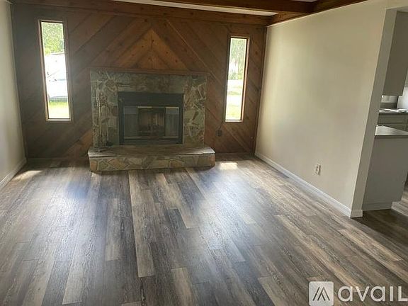 5th image of 2215 Doud St