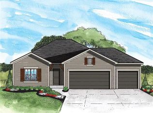 1900 Creek View Ln, Raymore, MO 64083