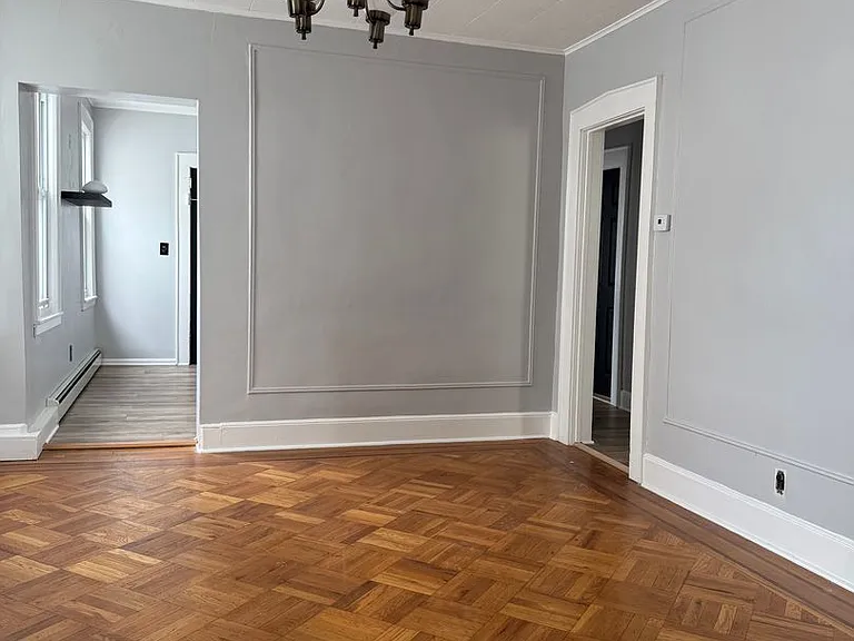 253 Ampere Pkwy — Photo 2