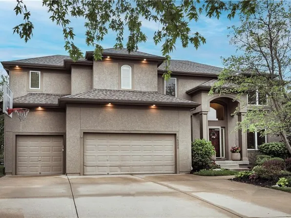 16005 Ballentine St, Overland Park, KS 66221