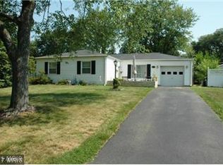 306 W Ash Rd, Sterling, VA 20164