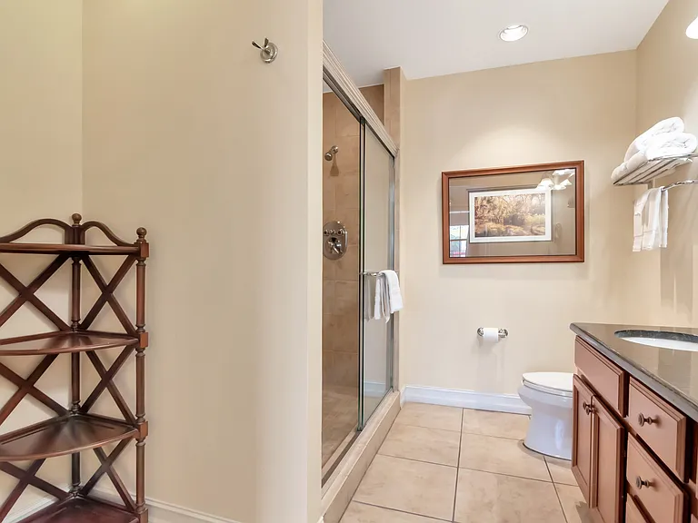 13941 Clubhouse Dr — Photo 22