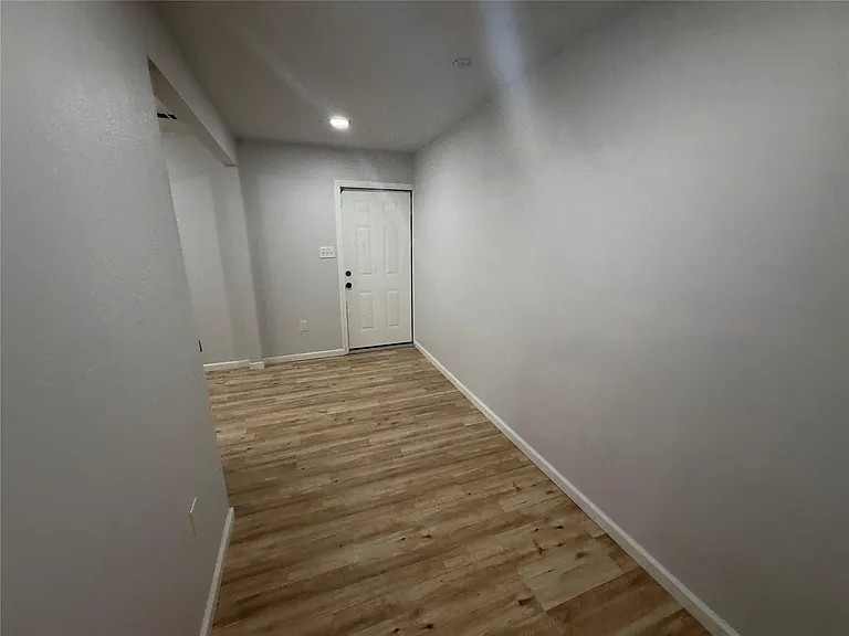 4919 Cosby St — Photo 3