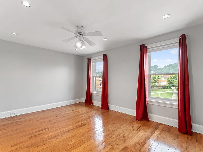 809 Ardmore Ave — Photo 17