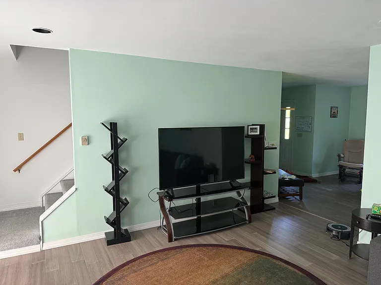 162 Westview Ln — Photo 6