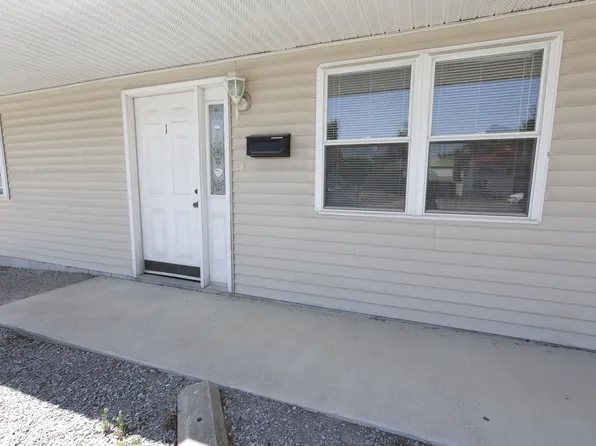 325 S Main St Unit 1, Harrisburg, IL 62946