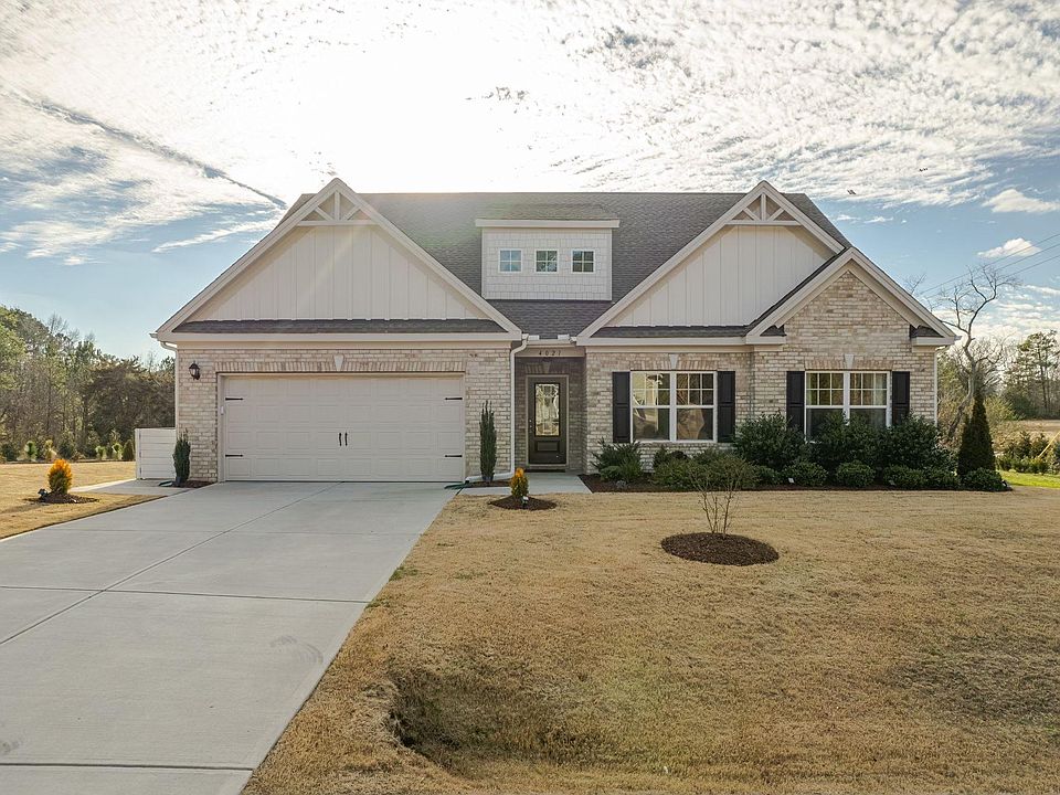 4021 Mendenhall Dr, Zebulon, NC 27597 Zillow