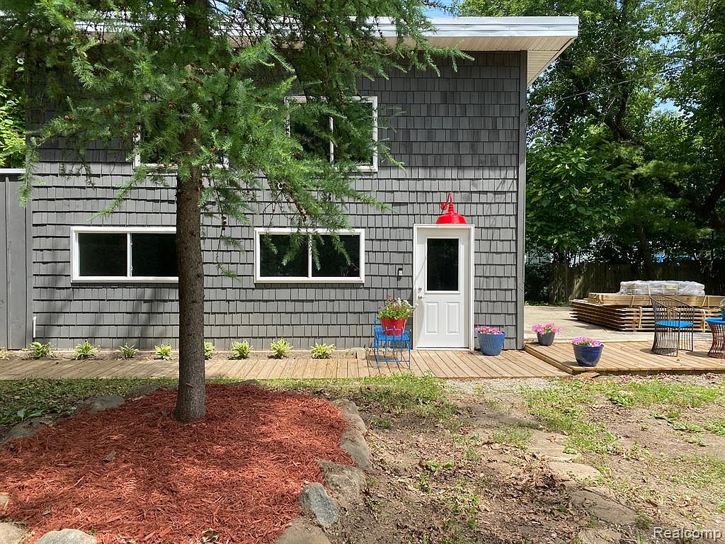 796 Heights Rd, Lake Orion, MI 48362 Zillow