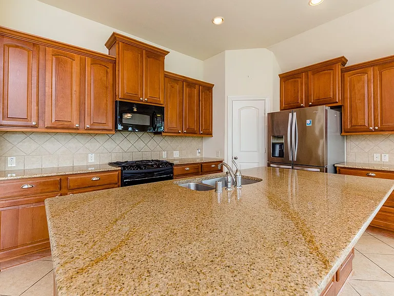 2703 Wild Lilac Dr — Photo 16
