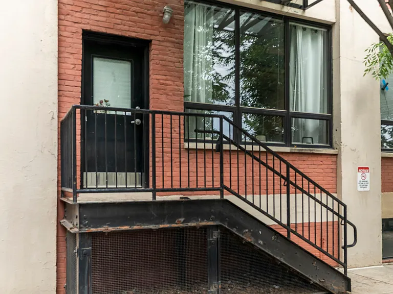 Private entrance