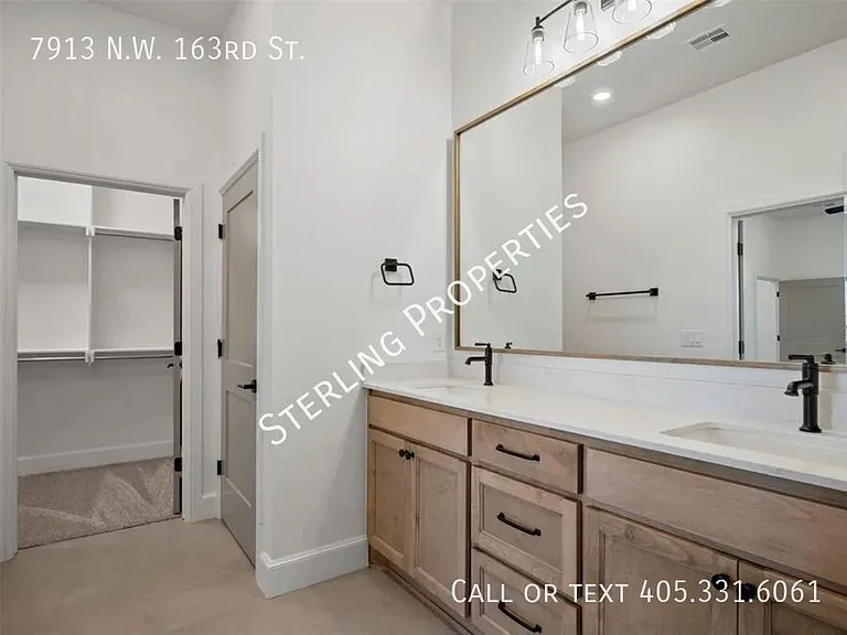 7913 N West 163rd St — Photo 12