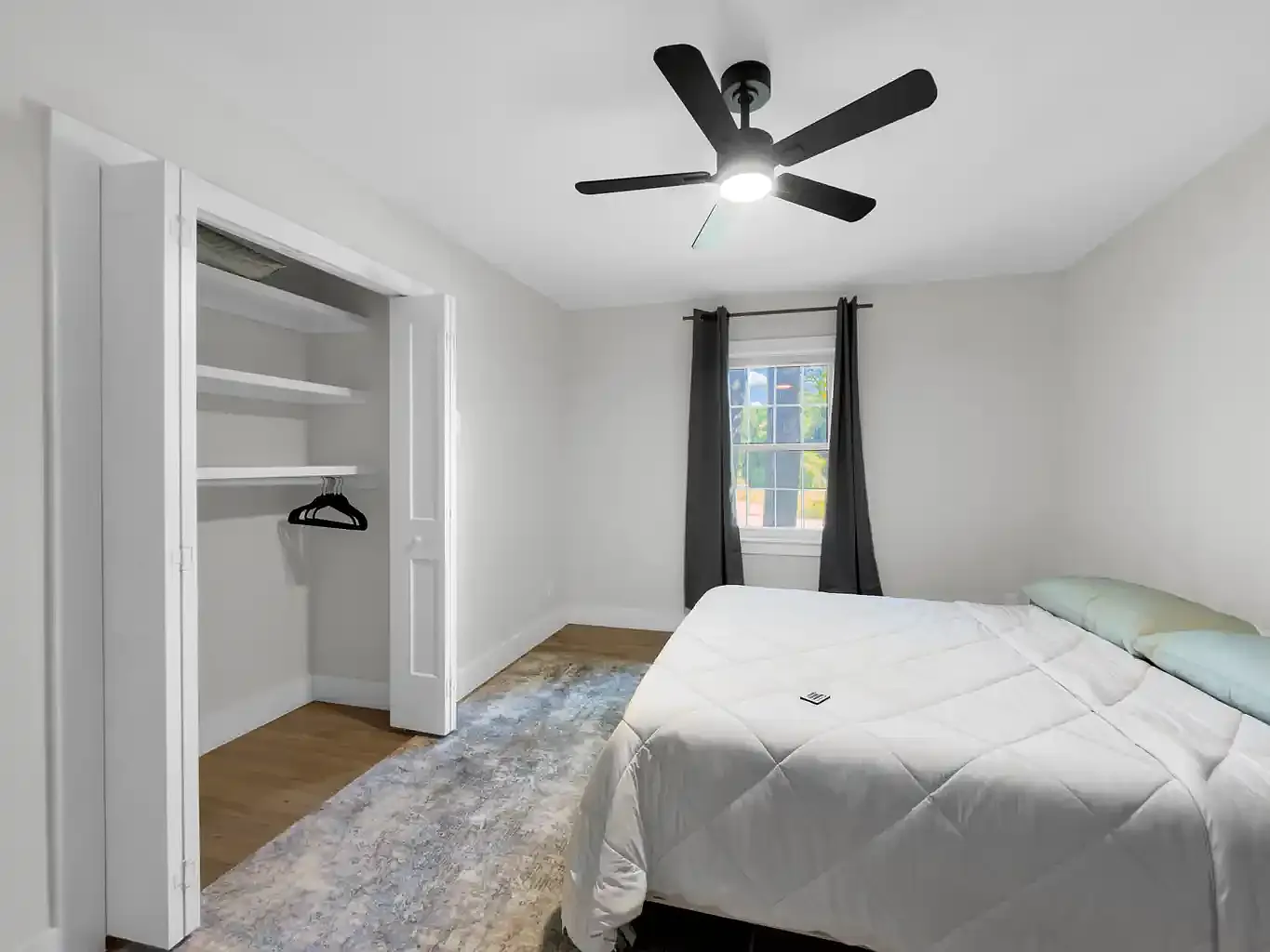 4 bed, 1875 sqft, $3,500 — Photo 3
