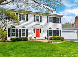 705 Longfellow Dr, Wheaton, IL 60189