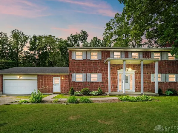8020 E New Carlisle Rd, New Carlisle, OH 45344