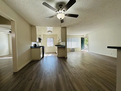 Floor plan 206