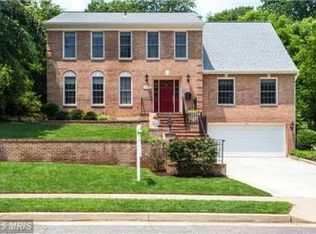 4906 Old Well Rd, Annandale, VA 22003