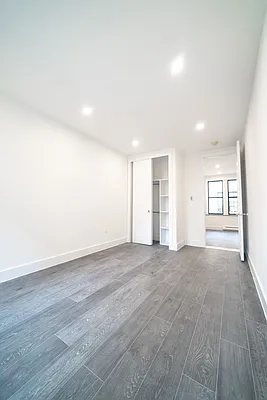 Rented by Heritage Capital Management LLC | media 28