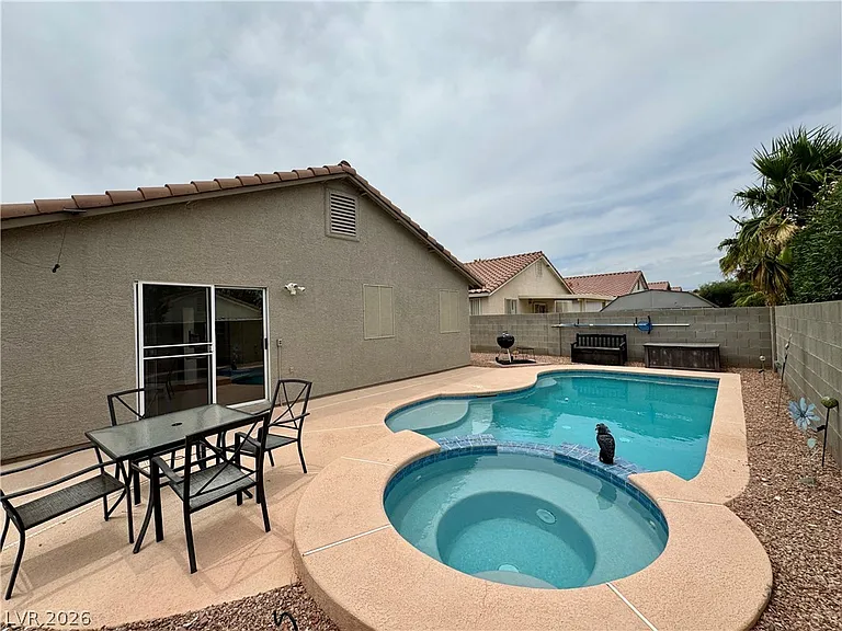 628 Carlos Julio Ave — Photo 17