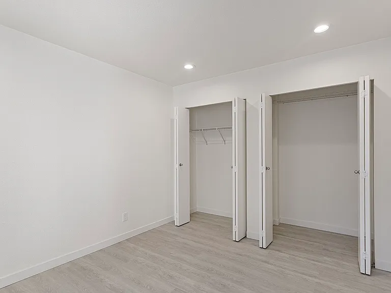 10508 NE 32nd Pl #G102 — Photo 11