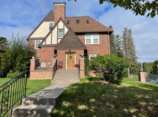 2727 E 5th St, Duluth, MN 55812