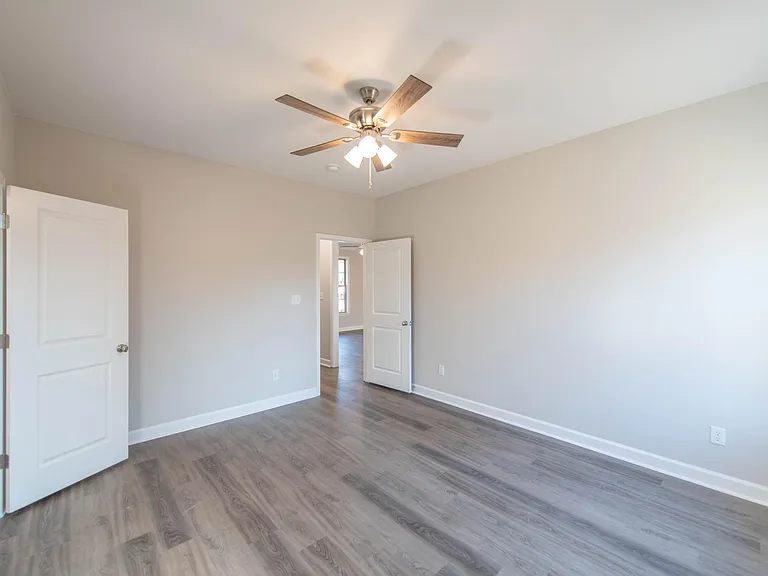 10417 Farris Ave — Photo 6