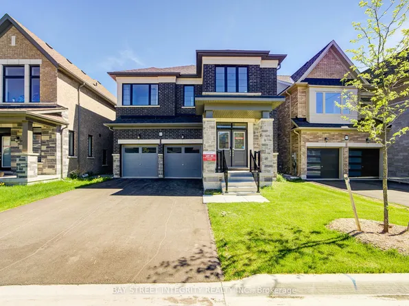 41 Kenneth Rogers Cres, East Gwillimbury, ON L9N 0S3
