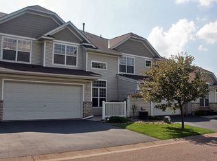 433 Hickory Ln N, Oakdale, MN 55128