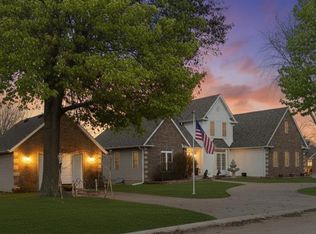 243 NW 46th Rd, Clinton, MO 64735