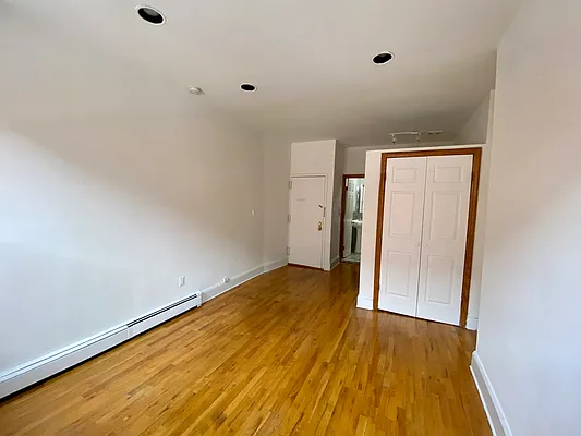 Rented by Compass | media 5