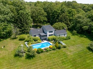 173 Beach Hill Rd E, Bridgewater, CT 06752
