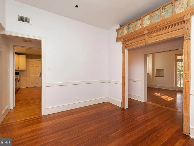 6610 Wissahickon Ave #SW — Photo 4