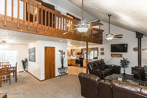 23 Redwood Dr — Photo 11