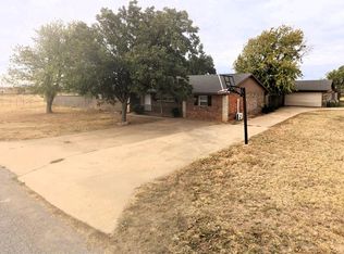 101 S Highland Ave, Hobart, OK 73651