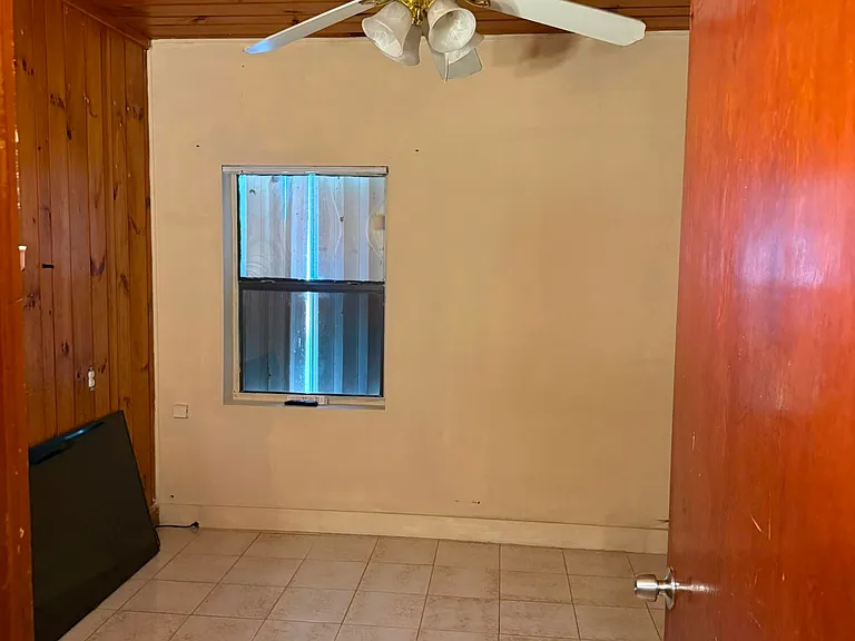 1017 W Lakewood Rd — Photo 6