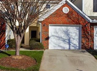 2635 Hamlet Green Dr, Raleigh, NC 27614