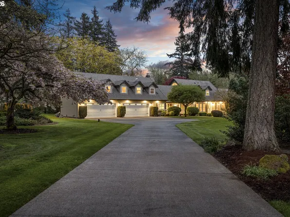 7701 NE 211th Ave, Vancouver, WA 98682
