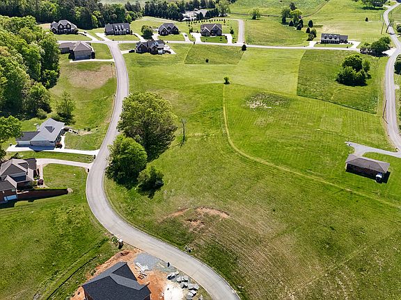 2nd image of 6350 Turners Pond Trl