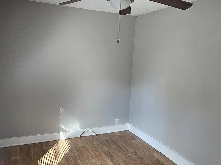 1040 East Dr — Photo 14
