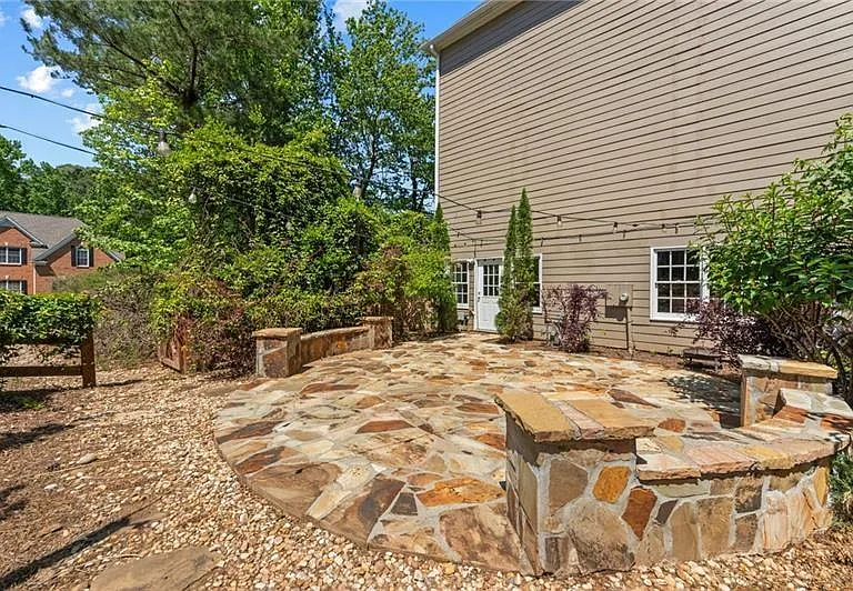 1235 Longpointe Pass — Photo 78
