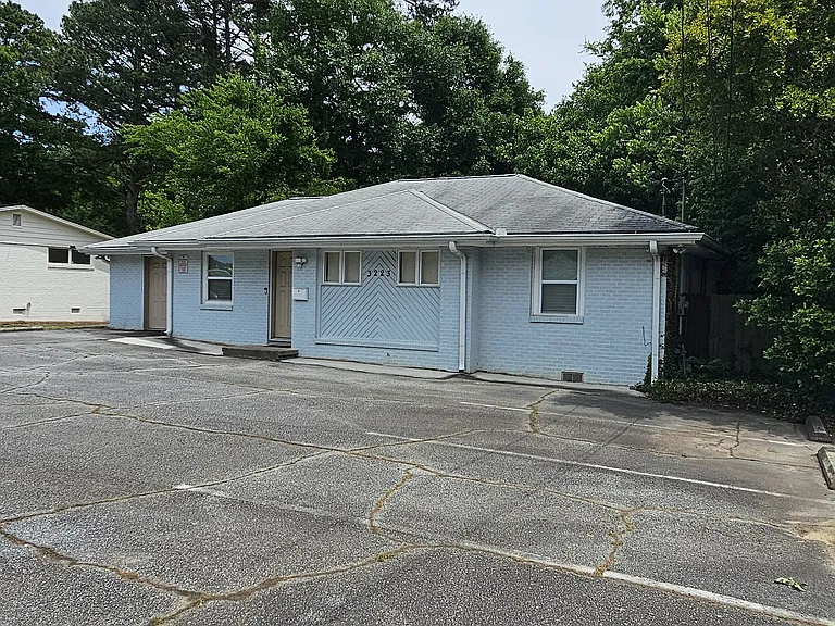 3223 Shallowford Rd NE — Photo 9