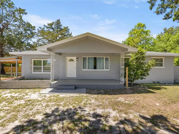 1025 NE 4th St, Chiefland, FL 32626