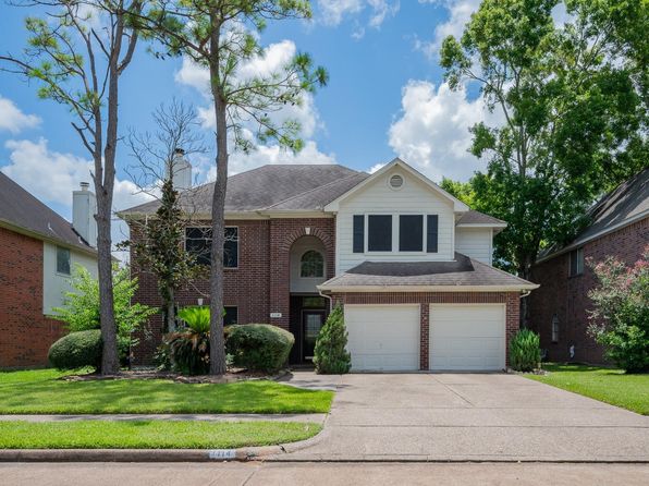 1114 Gulfton Dr
