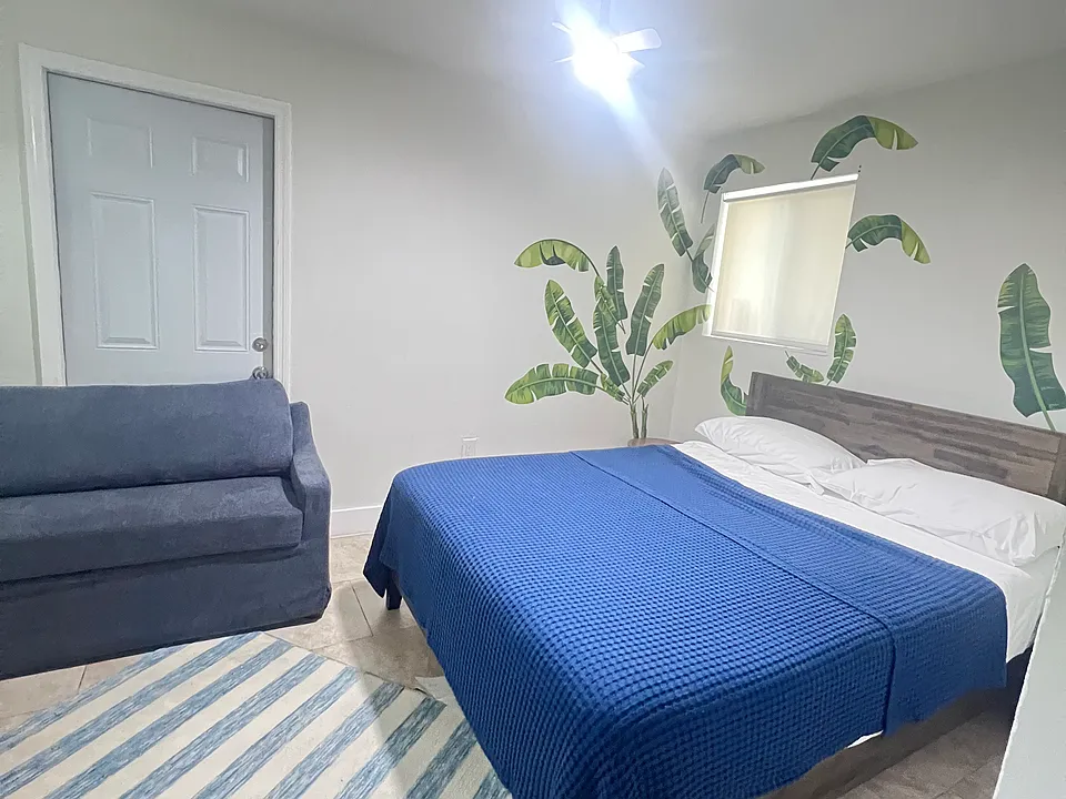 32 NW 17th Ct #32