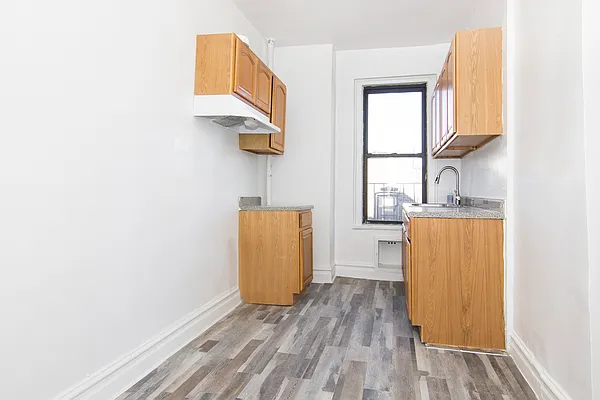 Rented by Century 21 Unique Realty | media 9