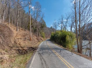 2872 Panther Creek Rd, Clyde, NC 28721