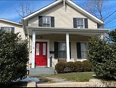 2 bed, 1.0 bath, 1200 sqft, $4,000 — Photo 1