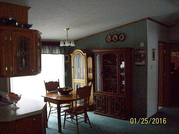5th image of 206 W 1st St