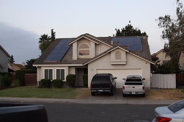1st image of 352 Trevor Ave