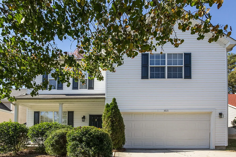 4 bed, 2.5 bath, 2380 sqft, $2,345 — Photo 1